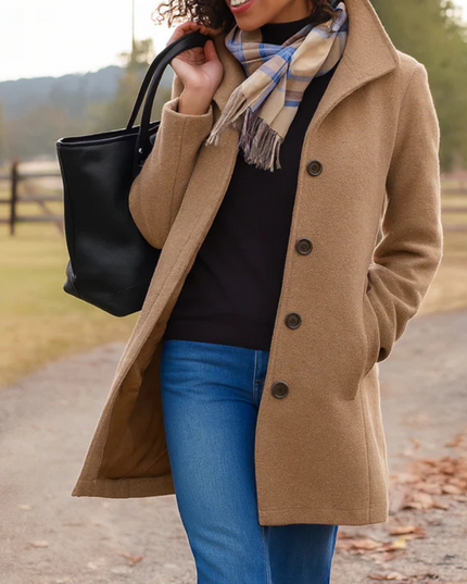Lyzia – Classic Coat for Chilly Days