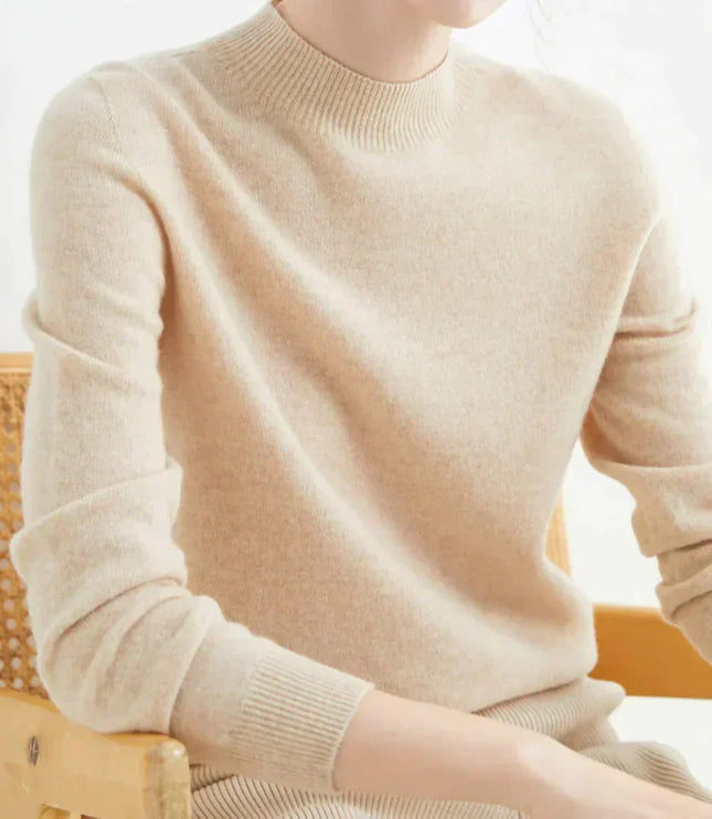 Elegant Women's Cashmere Sweater - Luxuriously Soft and Timeless