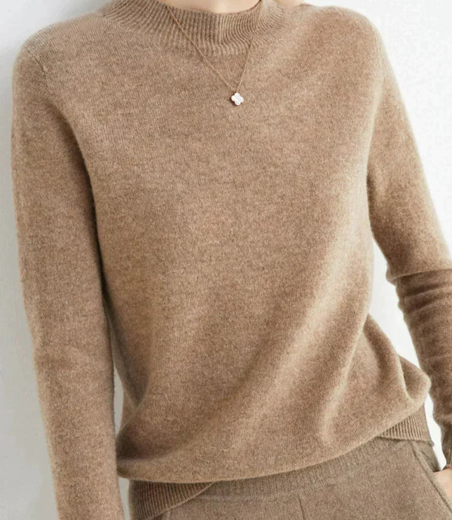 Elegant Women's Cashmere Sweater - Luxuriously Soft and Timeless