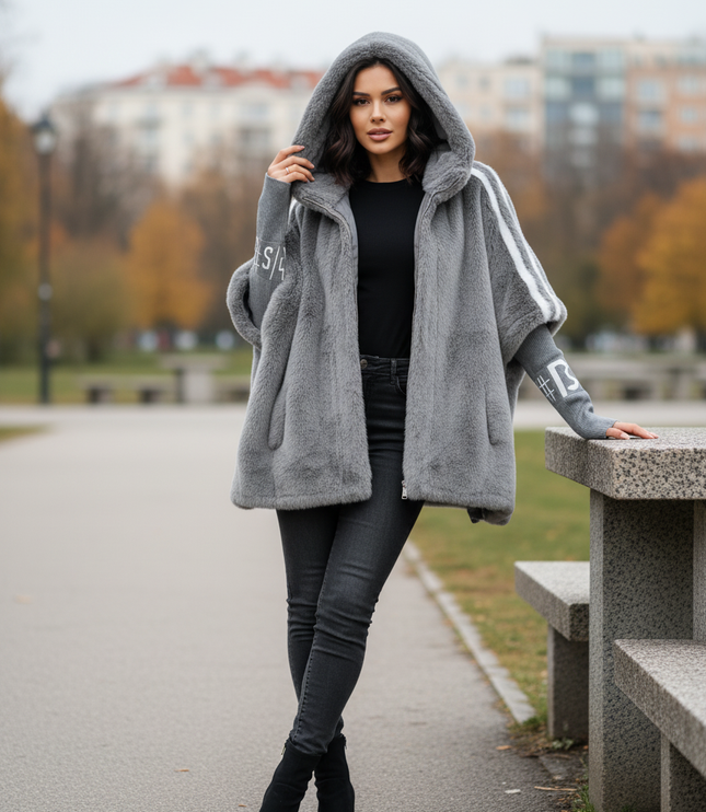 Ellah – Oversized Faux Fur Winter Coat